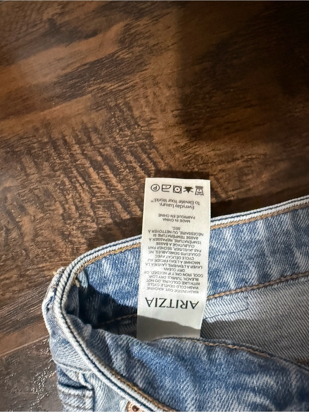 Aritzia Light Wash Straight Leg Jeans - Picture 2 of 2